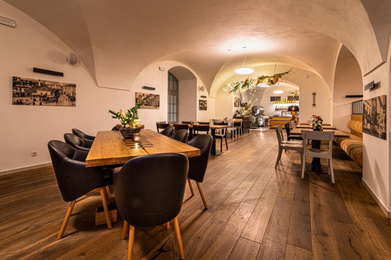 Hotel Pansky Pivovar Holešov Dış mekan fotoğraf